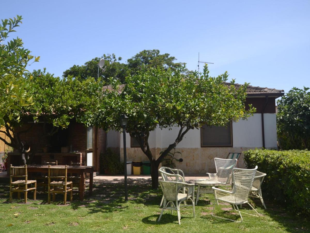 Villa Casa Unifamiliar Con Jard N Privado Agnone Bagni Esterno foto