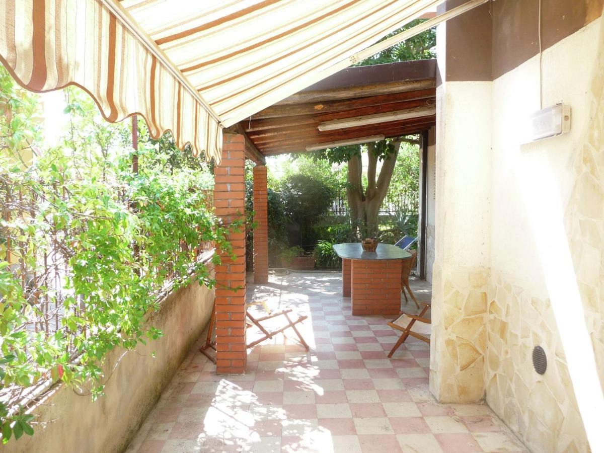 Villa Casa Unifamiliar Con Jard N Privado Agnone Bagni Esterno foto